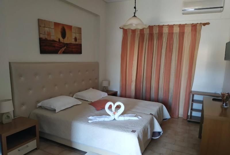Eleni'S Garden & Castello Suites Alykanas  Luaran gambar