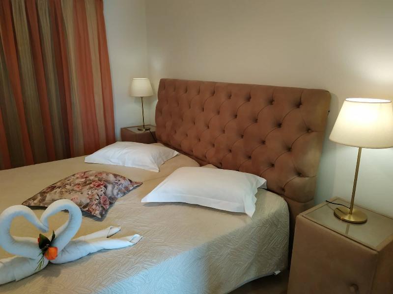 Eleni'S Garden & Castello Suites Alykanas  Luaran gambar