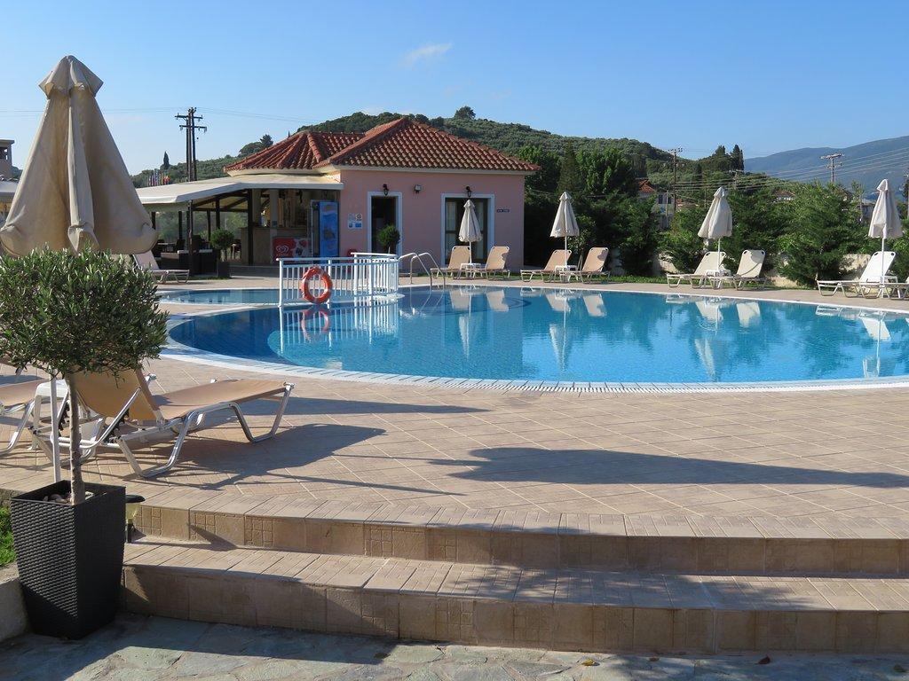 Eleni'S Garden & Castello Suites Alykanas  Luaran gambar