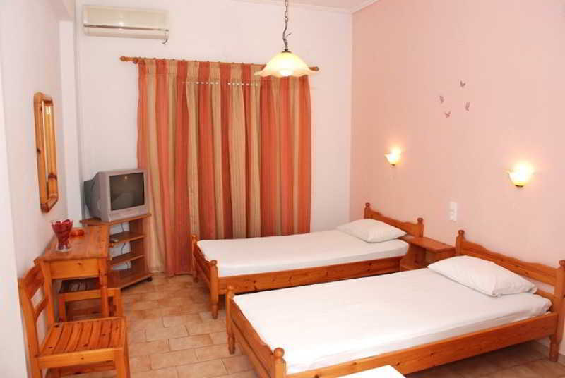 Eleni'S Garden & Castello Suites Alykanas  Luaran gambar