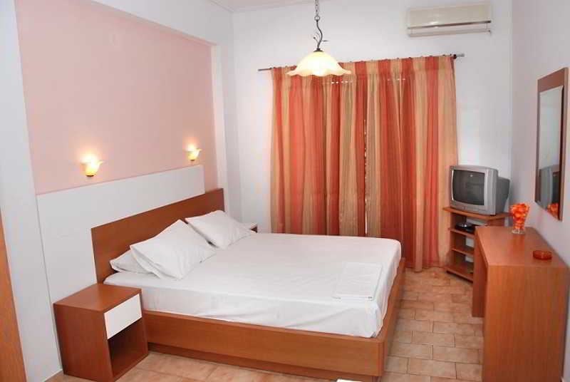 Eleni'S Garden & Castello Suites Alykanas  Luaran gambar